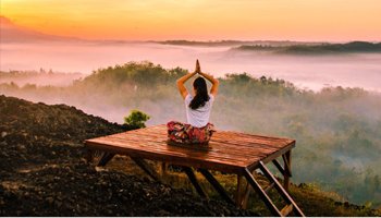 Relaxing Yoga Tour In Himalayas